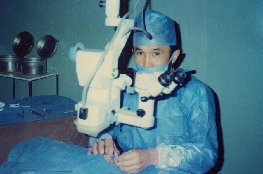 ?аза?станды? к?з д?р?гер? ?ытайда шетелд?ктерге арнал?ан м??г?л?к т?р?ындар жеке ку?л?г?н алды