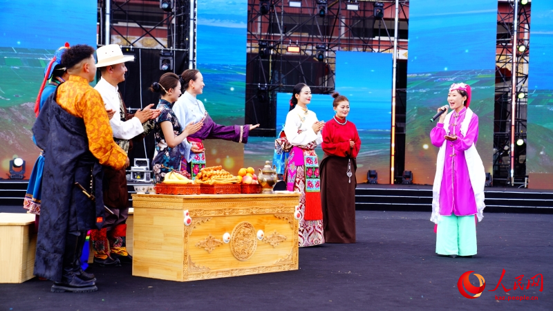 Цинхайда жерг?л?кт? ?лтты? ки?мдер? м?дениет? мен ?нер фестивал? басталды