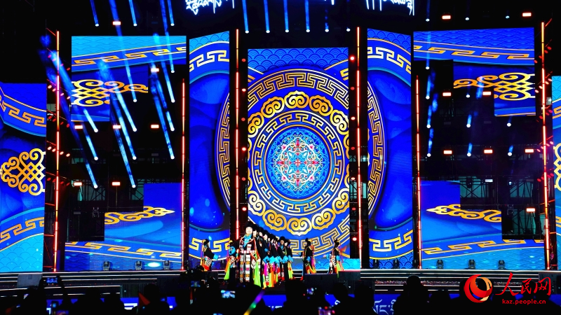 Цинхайда жерг?л?кт? ?лтты? ки?мдер? м?дениет? мен ?нер фестивал? басталды