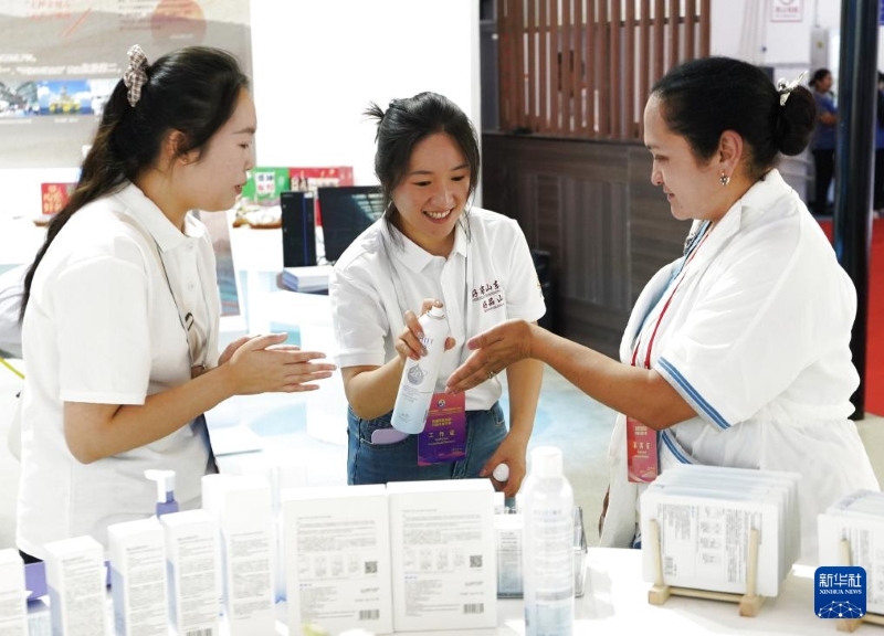 15-?нш? Шы?жа? ?аш?ар·Орталы? Азия ж?не О?т?ст?к Азия тауарлар ж?рме?кес? басталды