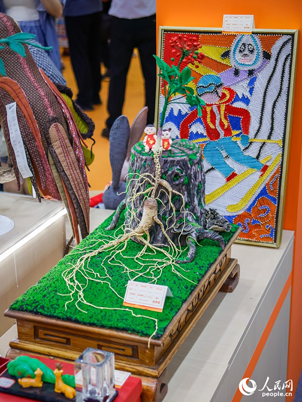 Цзилиньдег? ?ол?нер: Табыс?а жетелеген шебер сауса?тар