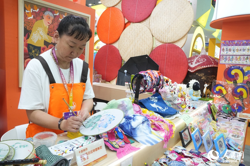 Цзилиньдег? ?ол?нер: Табыс?а жетелеген шебер сауса?тар