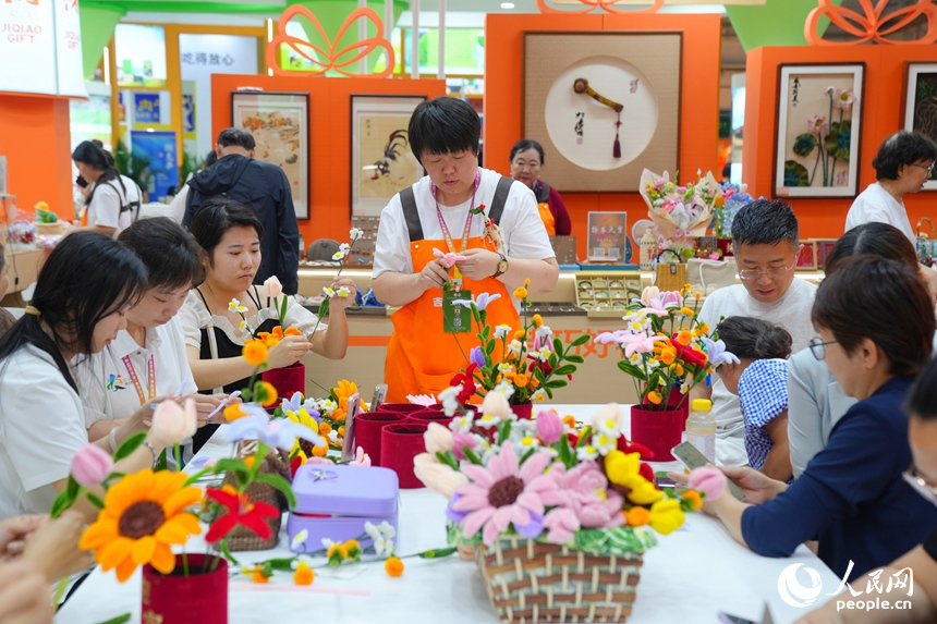 Цзилиньдег? ?ол?нер: Табыс?а жетелеген шебер сауса?тар