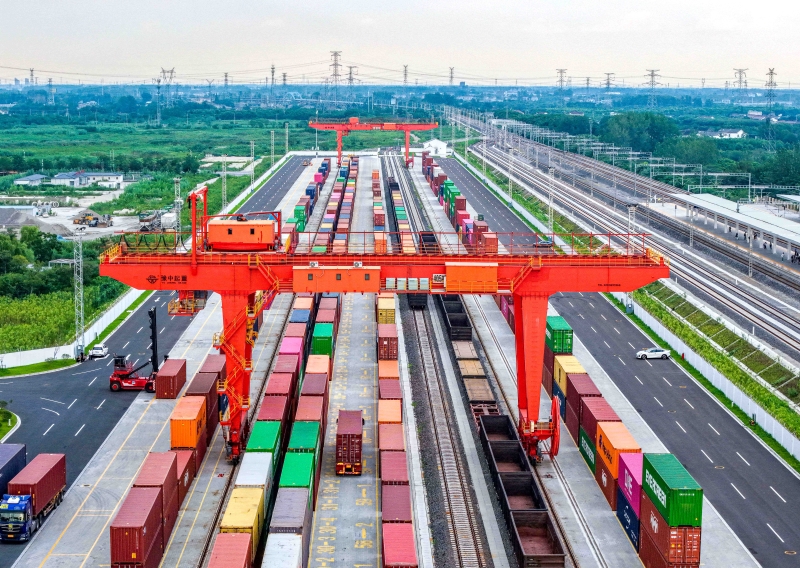 ?ытай ШЫ?-?а м?ше елдерге импорт пен экспортты 3%-?а арттырды