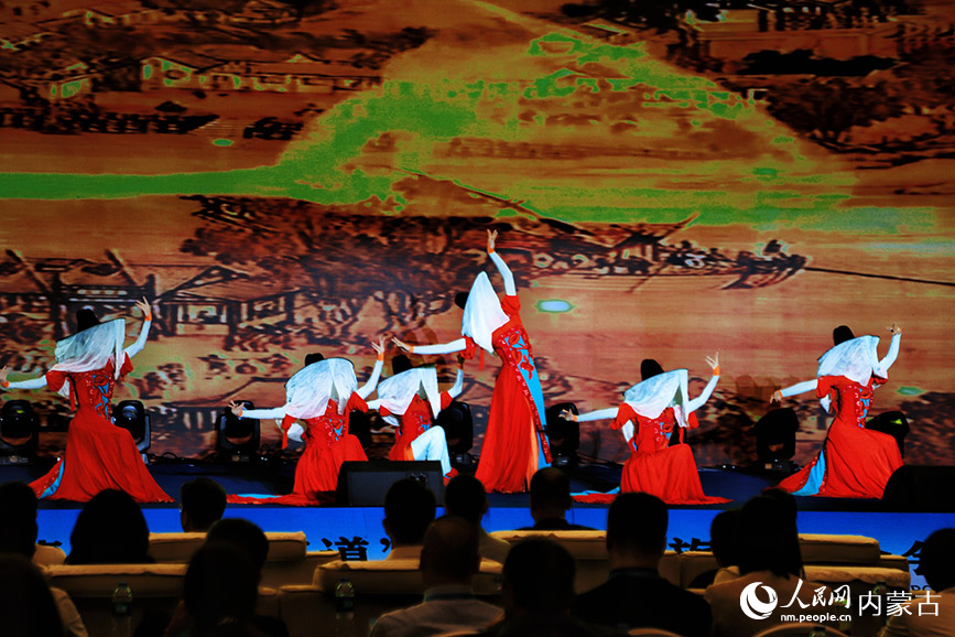 Хоххот ?аласында ?ытай-Ресей-Мо??олия м?дени туризмд? ?лгер?лету ж?н?ндег? халы?аралы? конференция ?тт?